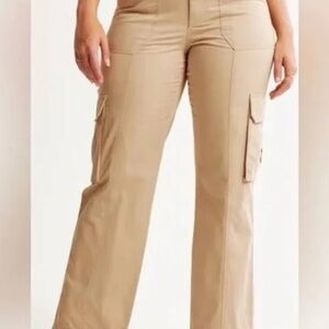 Abercrombie Curve Love - Relaxed Cargo Pant